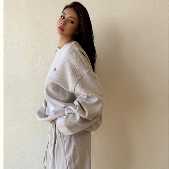 Waffle Material Two Piece Set Tracksuit NWT. Fits small - Picture 5 of 6